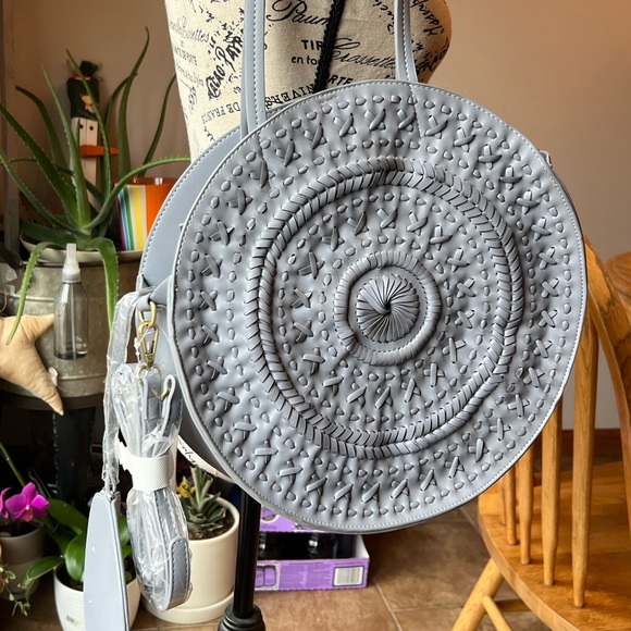Anthropologie Handbags - NWT Anthropologie Kelsey Woven Circle Bag